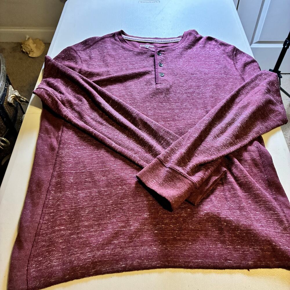 Express Waffle Knit Henley Shirt Men's Large Burgundy Long Sleeve Cotton Blend